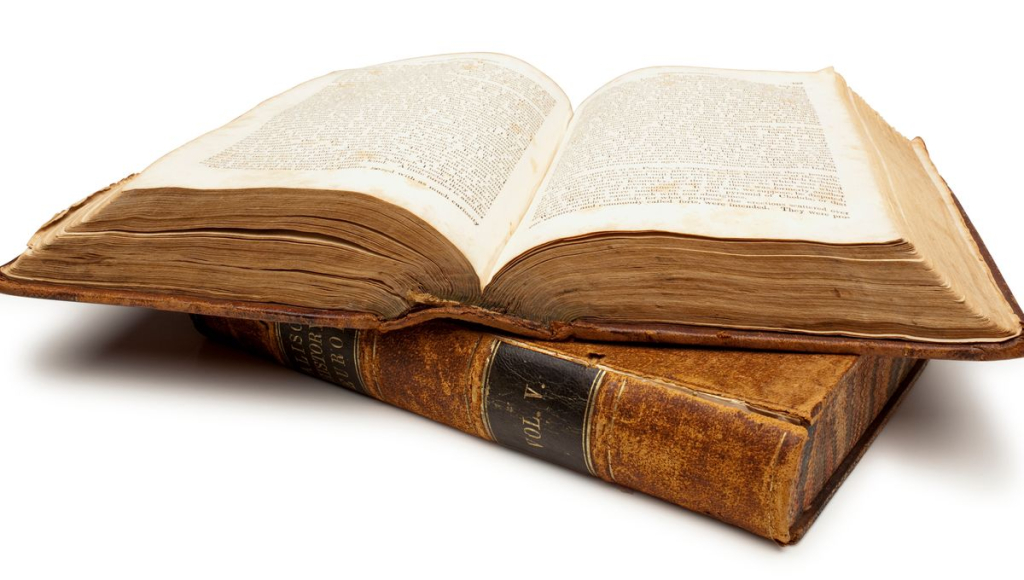 Comment valoriser votre livre ancien : Nos meilleures astuces - plare. 1200x680 gettyimages 182431697 - plare.