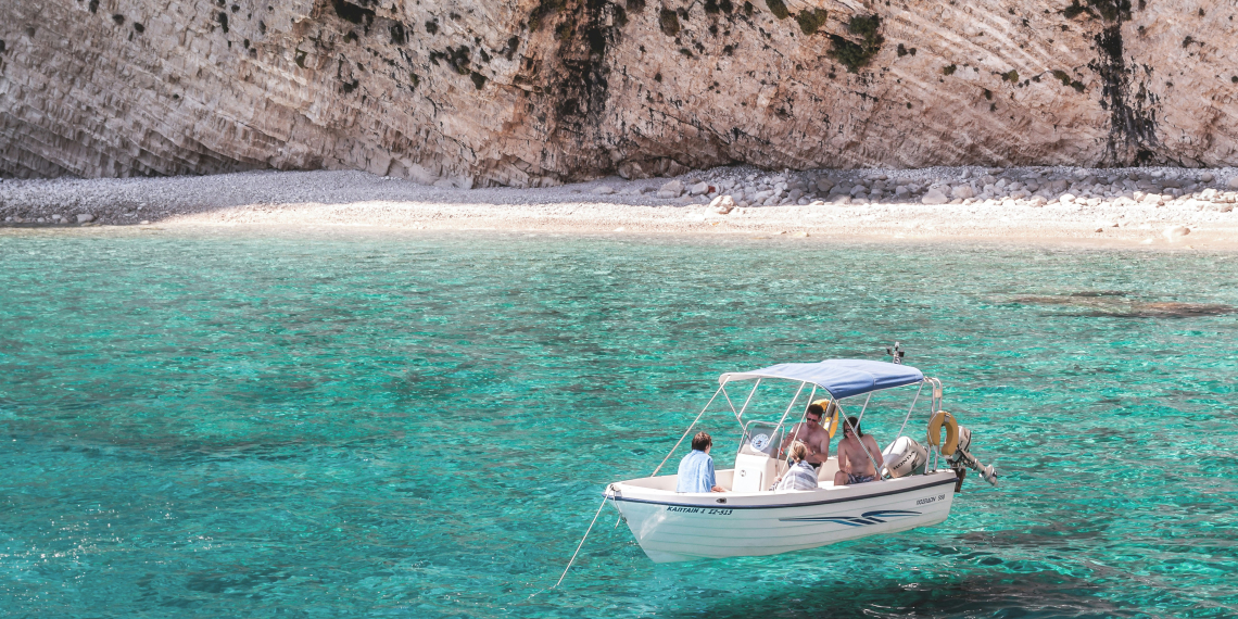 découvrez des excursions inoubliables dans des destinations fascinantes avec nos offres de voyages et d'aventure.