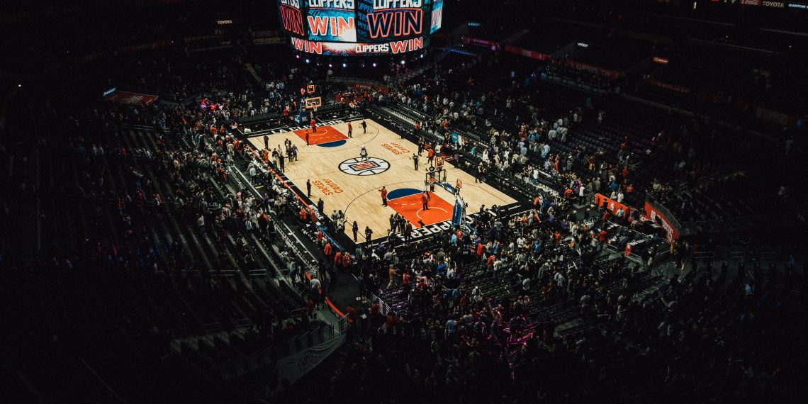 Le basketball : le sport d'équipe le plus palpitant ? - plare. découvrez tout sur le basketball, ses règles, ses stars, ses moments emblématiques et comment pratiquer ce sport passionnant.