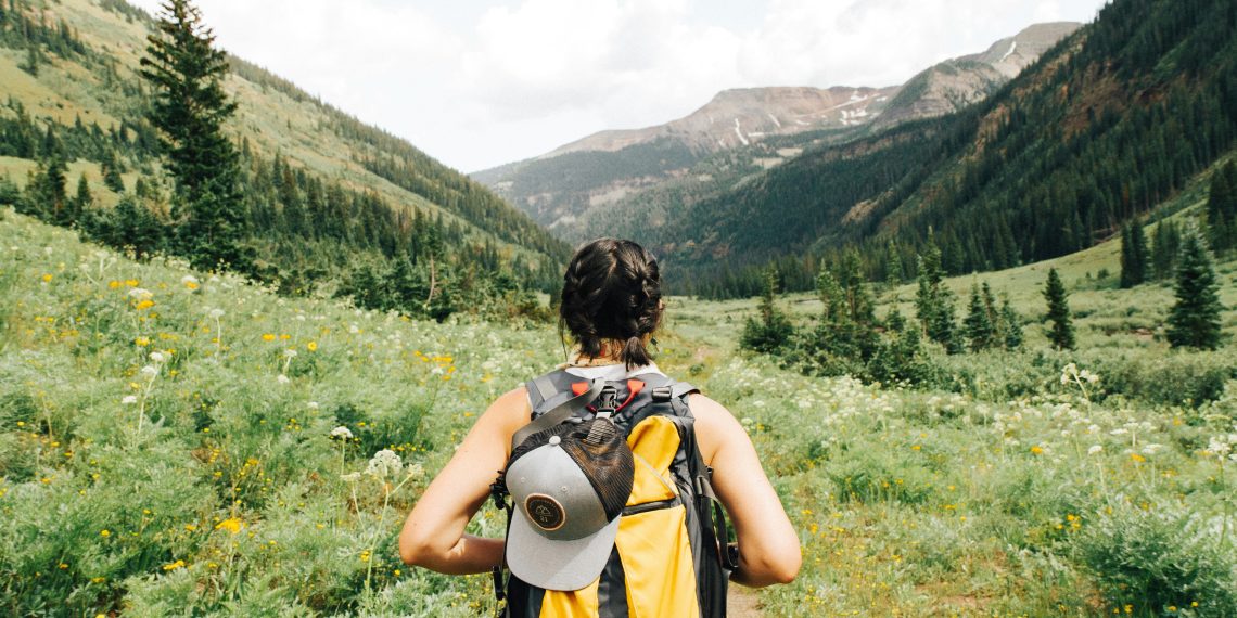 Voyages en solo : Pourquoi tout le monde devrait en faire au moins une fois dans sa vie ? - plare. découvrez des conseils, astuces et inspirations pour voyager en solo et vivre des expériences uniques à travers le monde avec notre guide de voyage solo travel.