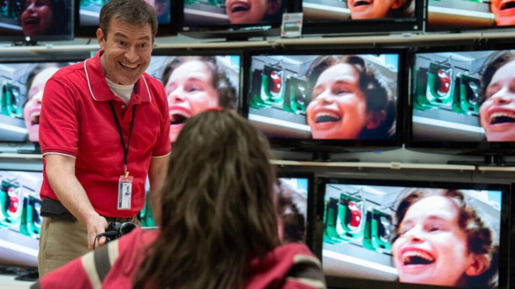 Disney+ ha appena lanciato una sorprendente miniserie basata su una sconvolgente storia vera