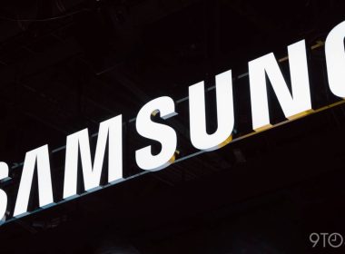 Samsung, leader mondial des puces mémoire, annonce une hausse de 15 à 20 % des prix de ses DRAM et NAND Flash pour le troisième trimestre 2024, en réponse à la demande accrue liée à l'intelligence artificielle. (trendforce.com) Cette augmentation devrait améliorer les performances de l'entreprise au second semestre de l'année. Les clients, tels que Xiaomi, Oppo et Google, ont accepté ces nouveaux tarifs, anticipant une hausse des ventes de smartphones, notamment sur les marchés internationaux. (kedglobal.com)