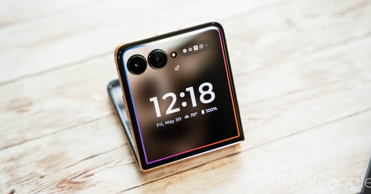 Voici un titre SEO accrocheur :

"Les meilleurs téléphones à clapet : performance et style inégalés"