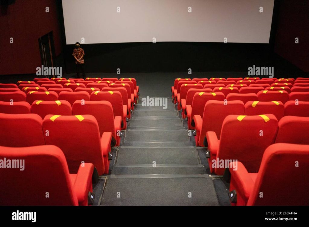 découvrez l'univers captivant du cinéma à distance, où vous pouvez savourer vos films et séries préférés depuis le confort de chez vous. profitez d'une expérience cinématographique immersive et partagez des moments de convivialité avec vos proches, tout en explorant une vaste sélection de contenus. ne manquez pas ce nouveau mode de divertissement qui allie passion du cinéma et commodité!