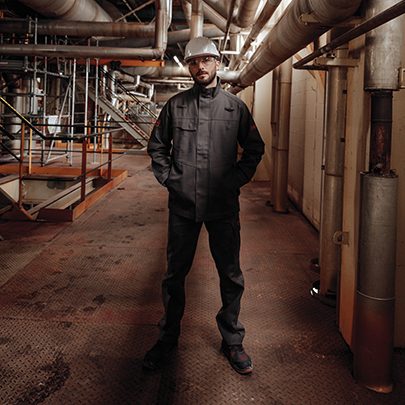 découvrez notre sélection de sites dédiés aux vêtements de travail, offrant des tenues professionnelles adaptées à tous les métiers. trouvez des vêtements confortables, durables et stylés pour optimiser votre performance au travail.