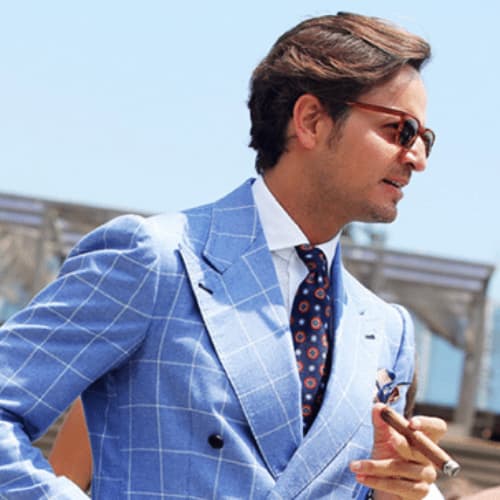 découvrez notre collection exclusive de vêtements de luxe 2025, alliant élégance intemporelle et tendances contemporaines. préparez-vous à rehausser votre garde-robe avec des pièces uniques qui incarnent le chic et le raffinement.