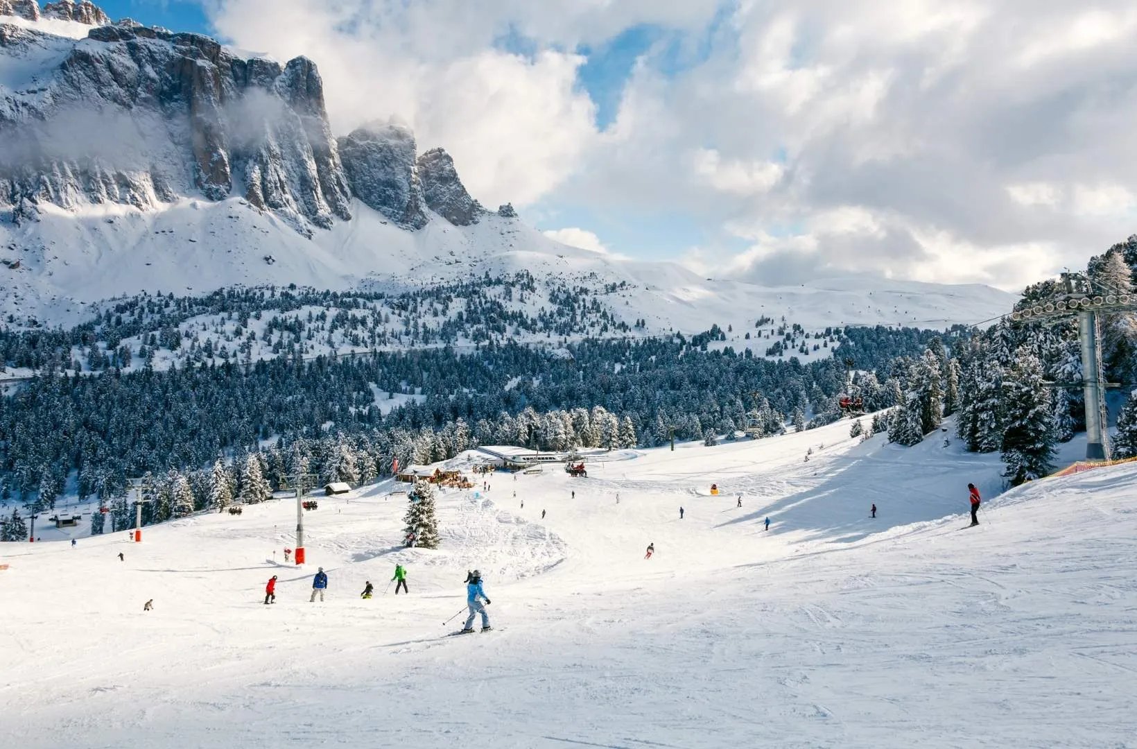 découvrez notre sélection des meilleures plateformes de ski pour partager vos astuces, trouver des partenaires et planifier vos aventures sur les pistes. parfait pour les passionnés de ski en quête de communauté et d'informations utiles !