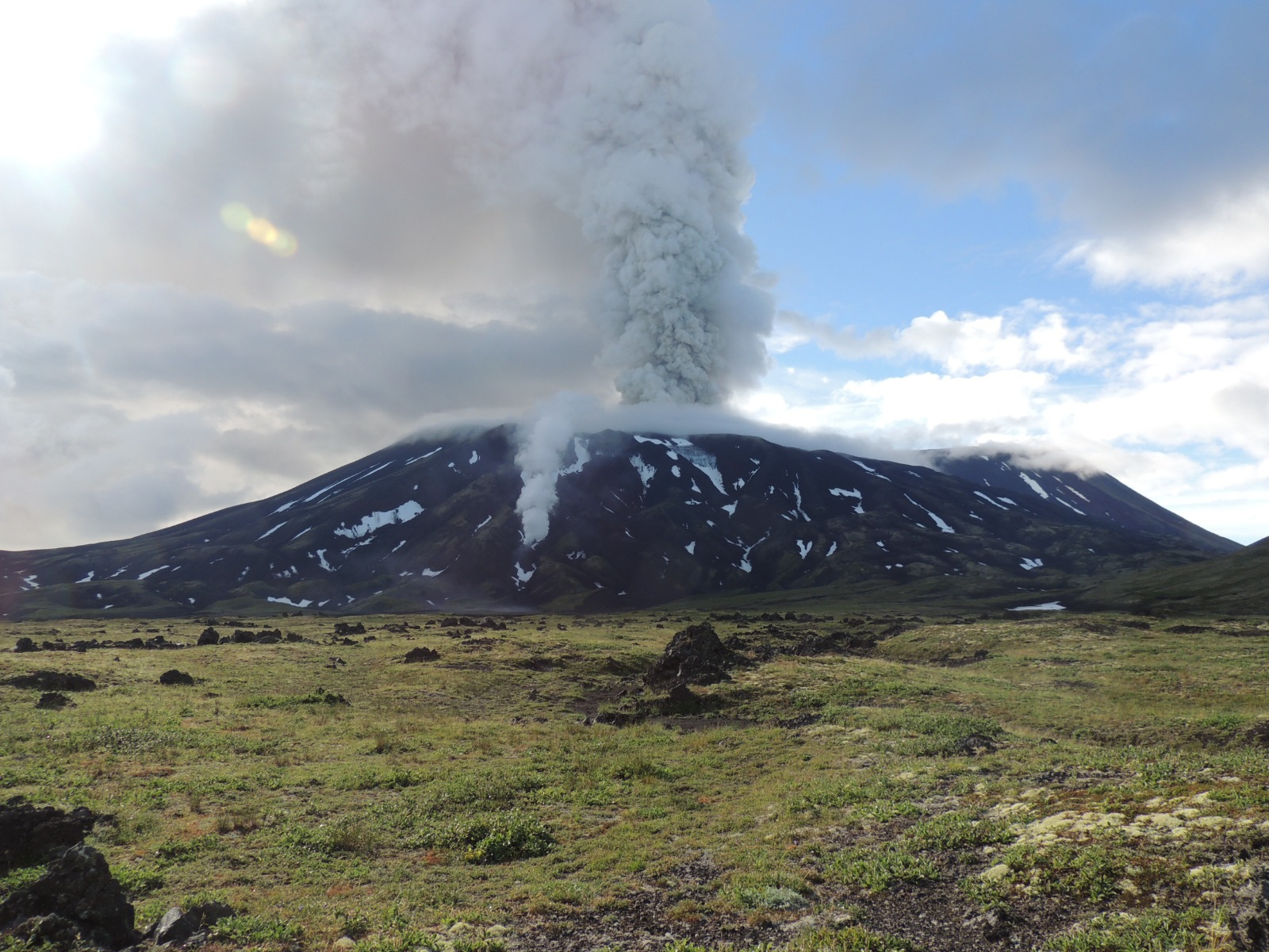 découvrez tout sur le volcan des pays-bas : localisation, histoire, risques et curiosités géologiques. informations essentielles et actualités sur le volcanisme néerlandais.