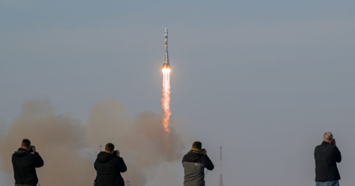 Russia envoie un nouvel équipage vers l'ISS pour une aventure spatiale inédite