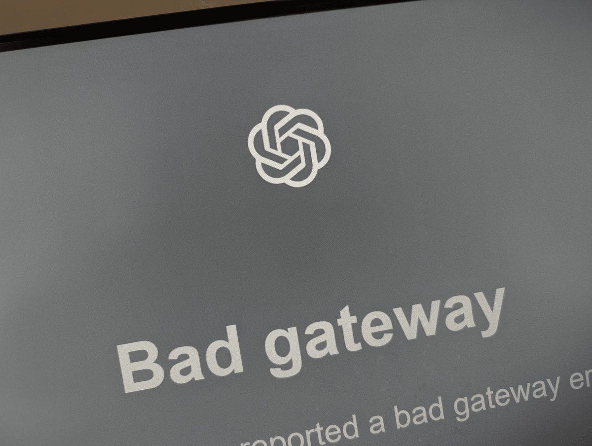 découvrez les causes et impacts de la panne simultanée affectant chatgpt, google et instagram, ainsi que les solutions pour rester connecté malgré les interruptions.