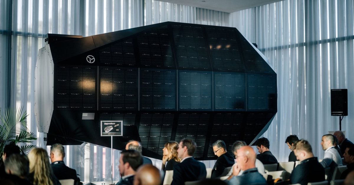 Des hangars spatiaux révolutionnaires pour satellites : l'avenir des constellations en orbite.