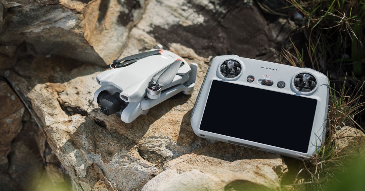 Profitez d'une réduction de 122,40 € sur ce drone DJI Mini, le cadeau de dernière minute idéal.