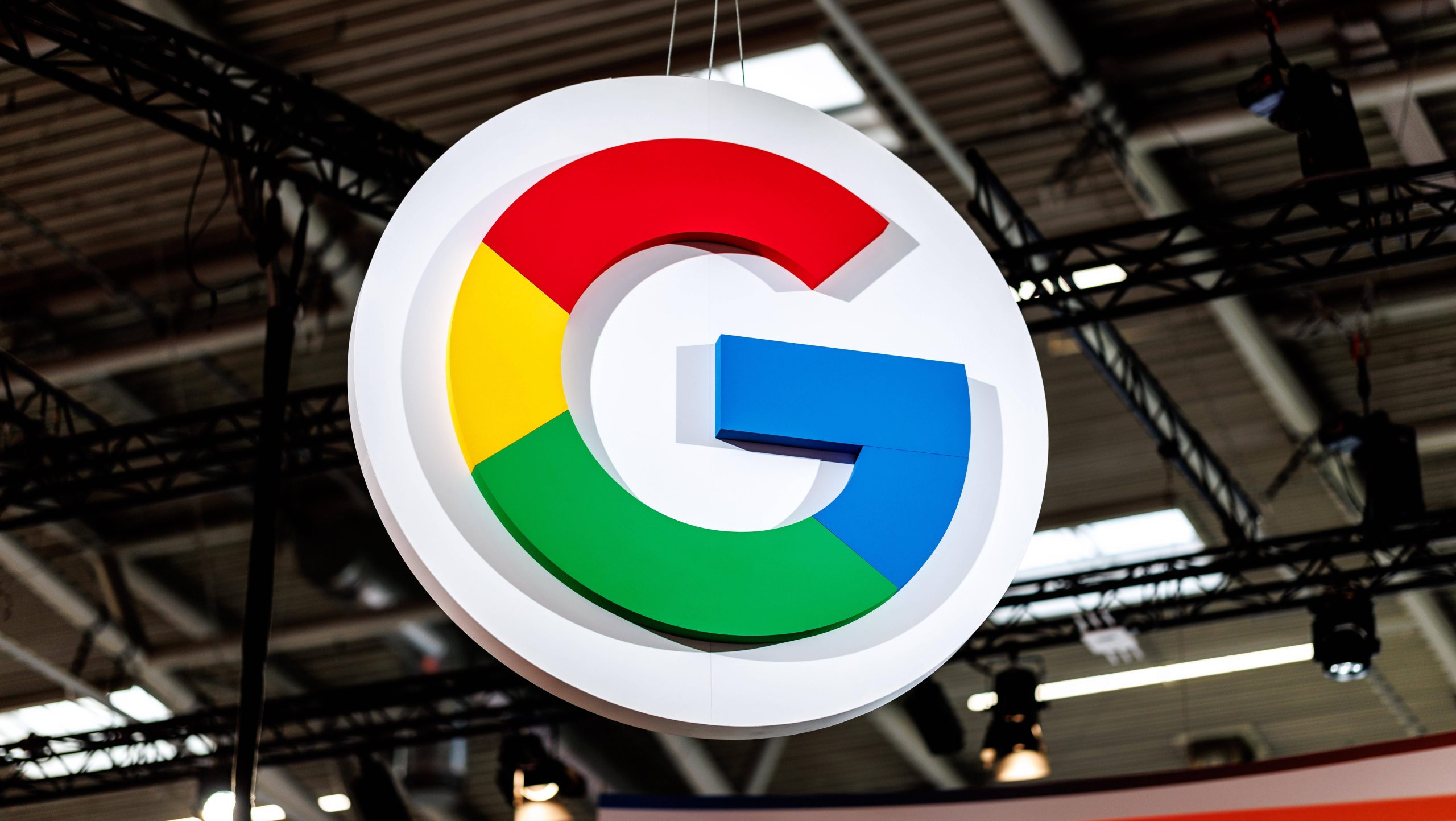 google investit 5 milliards d'euros pour devenir un leader dans le secteur énergétique, renforçant son engagement envers les énergies renouvelables et l'innovation durable.