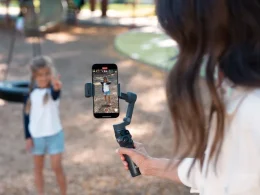 Gimbals pour smartphones DJI à prix réduit : oubliez les trépieds !