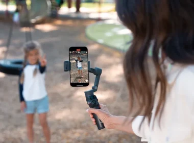Gimbals pour smartphones DJI à prix réduit : oubliez les trépieds !