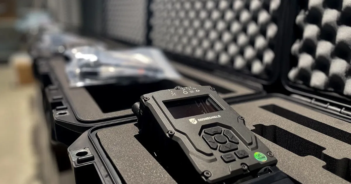 Europe renforce sa défense par drones avec l'inauguration de la première usine de DroneShield dans l'UE