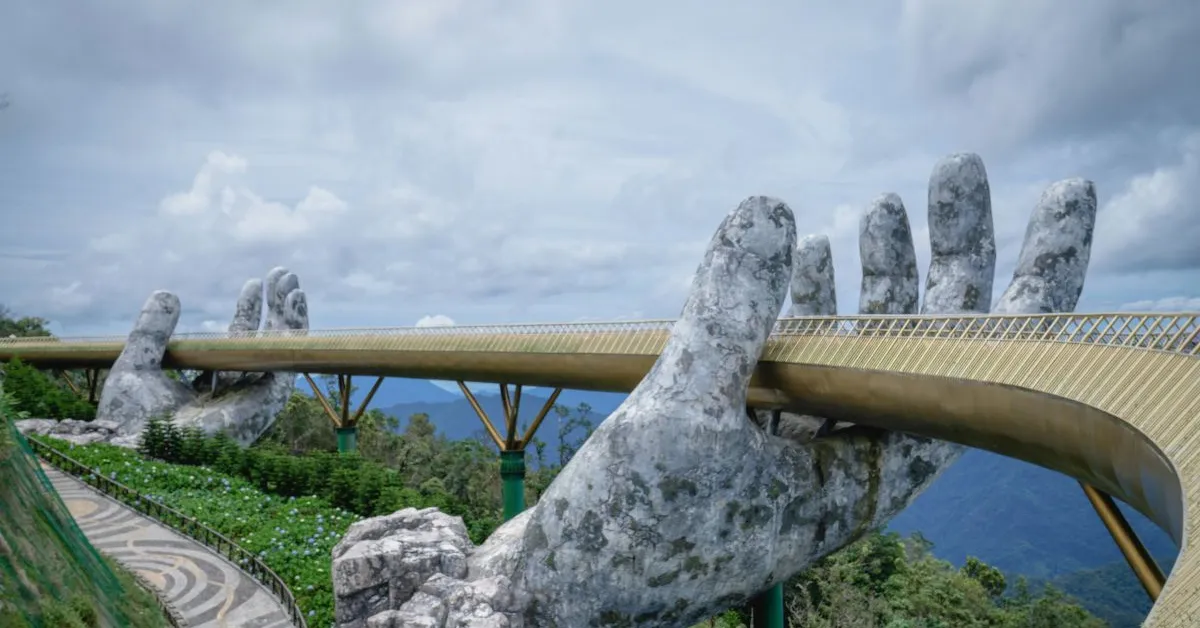 Touristes et drones : 83 vols perturbés, tensions militaires en hausse au Vietnam