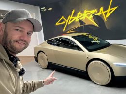 découvrez la tesla cybercab, une innovation alliant fonctionnalité essentielle et design discret pour une expérience de conduite unique.