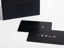 découvrez les raisons et les conséquences du départ d'un directeur clé chez tesla, un événement majeur pour l'entreprise.