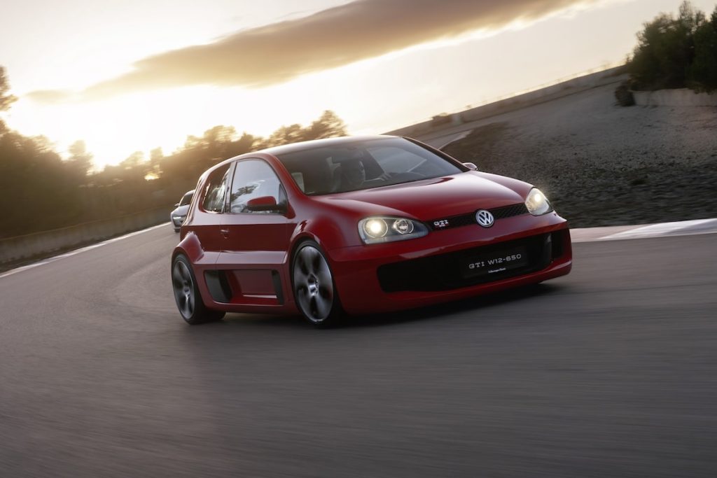 découvrez le retour d'une entreprise logistique texane avec le tesla semi, explorant l'impact de ce camion électrique innovant sur le secteur du transport durable.