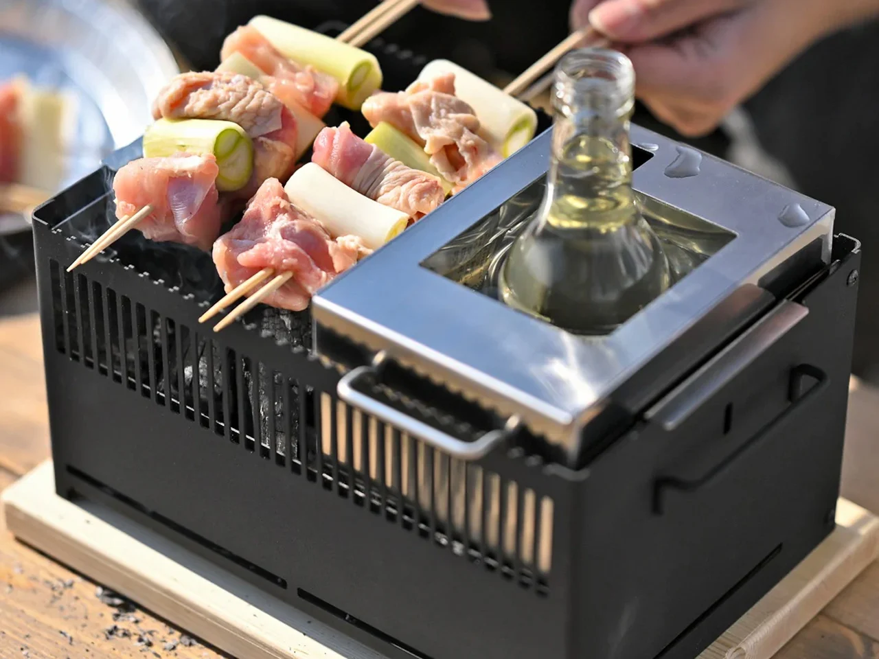 7 Indispensables Accessoires Extérieurs pour Transformer Votre Tiny Home en Salon de Rêve dans un Espace de 300 Pieds Carrés