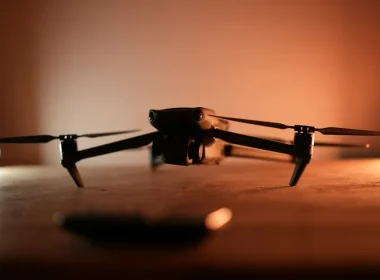 Pentagone évoque des informations secrètes dans le conflit sur l'interdiction des drones DJI