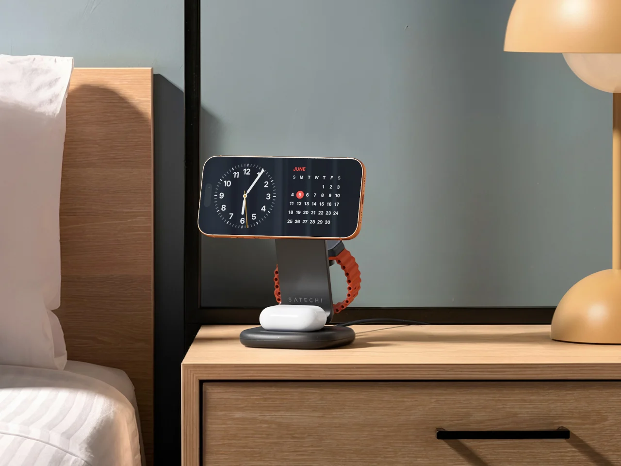 Satechi Lancer un Chargeur 3-en-1 Pliable à 25W pour iPhones : Découvrez le Nouvel Indispensable à 130 $