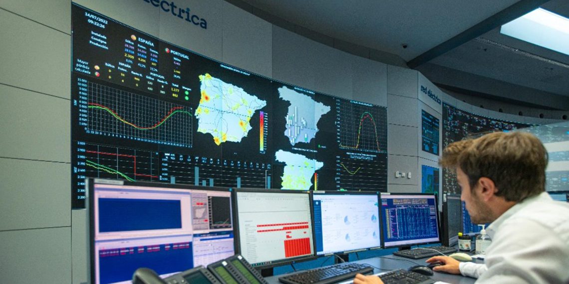 El papel clave del Cecre en la transición energética y la red eléctrica de España - plare. El papel clave del Cecre en la transición energética y la red eléctrica de España
