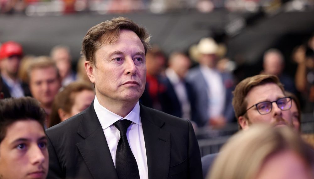 Elon Musk estime que Grok pourrait bientôt défier Hollywood avec l’IA générative - plare. Elon Musk estime que Grok pourrait bientôt défier Hollywood avec l’IA générative