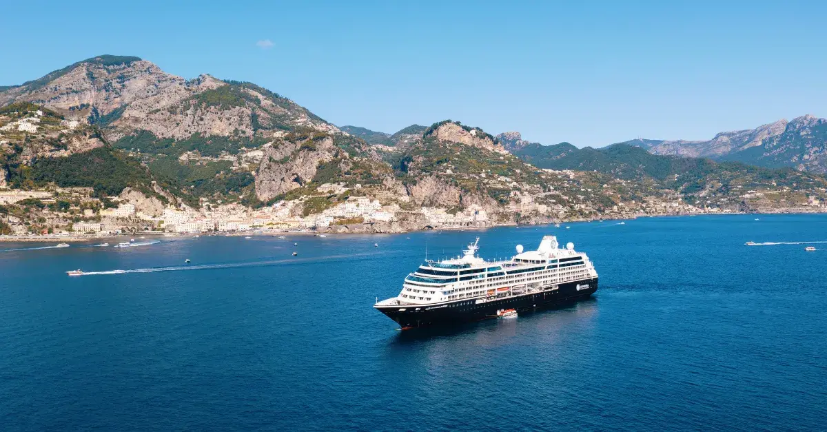 Azamara Cruises renforce ses croisières immersives avec golf haut de gamme et circuits terrestres exclusifs - plare. Azamara Cruises renforce ses croisières immersives avec golf haut de gamme et circuits terrestres exclusifs