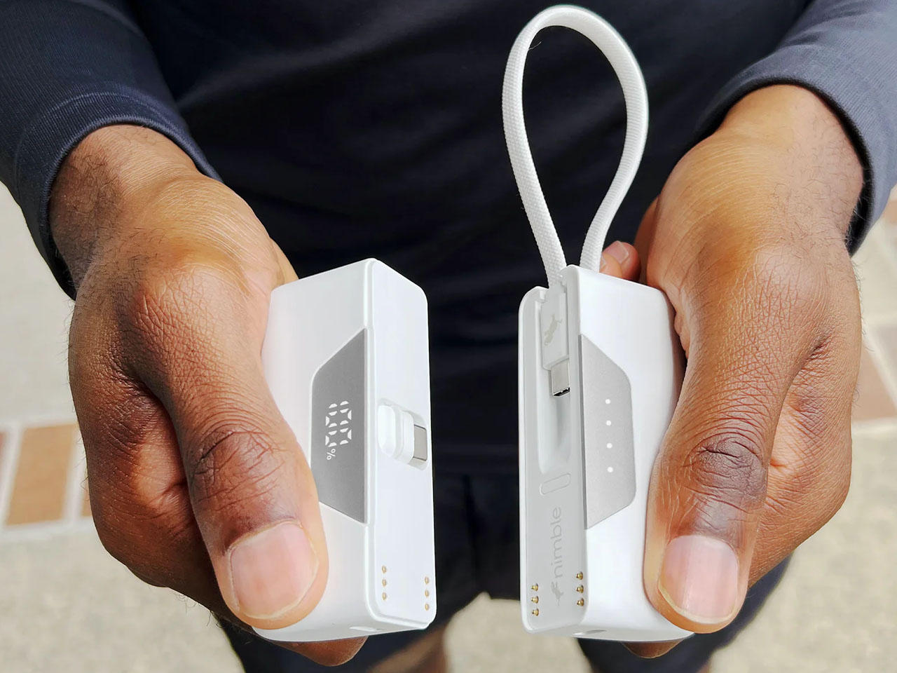 La power bank modulaire qui se sépare en deux pour partager la recharge avec vos amis geeks - plare. La power bank modulaire qui se sépare en deux pour partager la recharge avec vos amis geeks