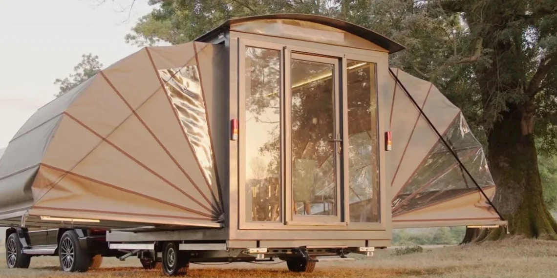 Mini House : une remorque camper off-grid extensible en accordéon qui double l’espace habitable - plare. Mini House : une remorque camper off-grid extensible en accordéon qui double l’espace habitable