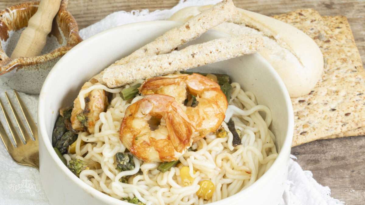 Savourez des nouilles aux légumes et gambons : une recette simple et délicieuse à essayer aujourd'hui. - plare. Savourez des nouilles aux légumes et gambons : une recette simple et délicieuse à essayer aujourd’hui.