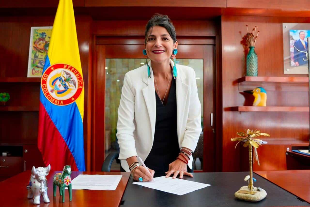 Colombia e Islandia scellent une alliance stratégique pour accélérer le développement de l’énergie géothermique