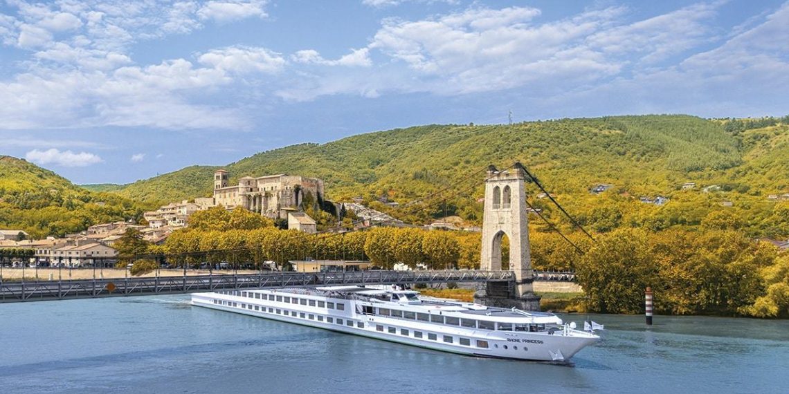 Croisières fluviales sur les rivières d’Europe : routes inédites pour vivre la magie de l’automne