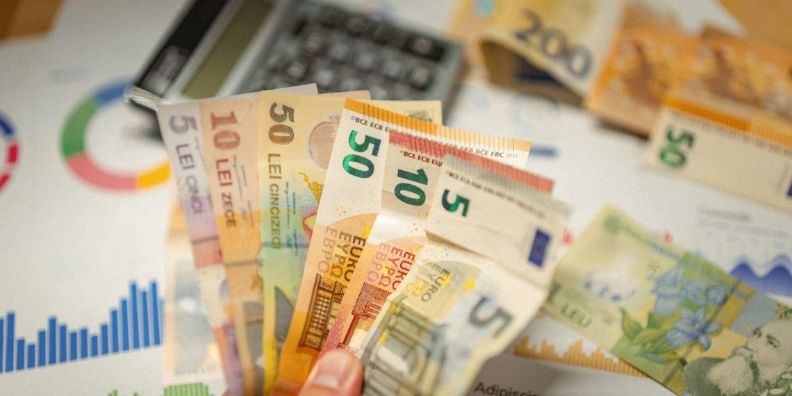 Comment transformer 2500 dollars en euros : guide pratique pour une conversion efficace - plare. Comment transformer 2500 dollars en euros : guide pratique pour une conversion efficace