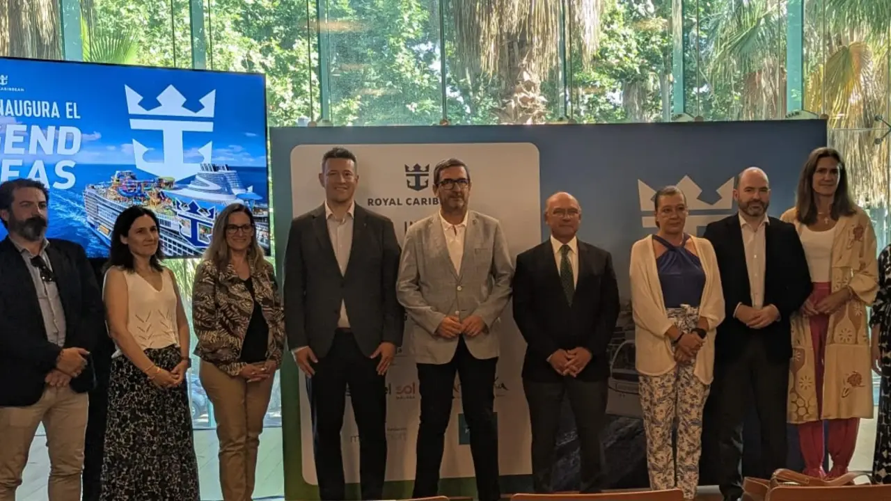 Legend of the Seas arrive en Espagne pour bousculer les croisières en Méditerranée - plare. Legend of the Seas arrive en Espagne pour bousculer les croisières en Méditerranée