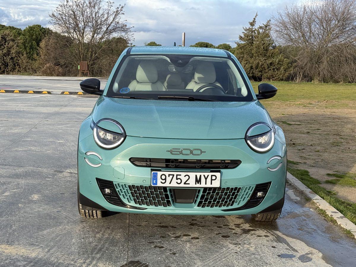 Guide complet de la gamme électrique Fiat : modèles, autonomie et prix en euros - plare. Guide complet de la gamme électrique Fiat : modèles, autonomie et prix en euros