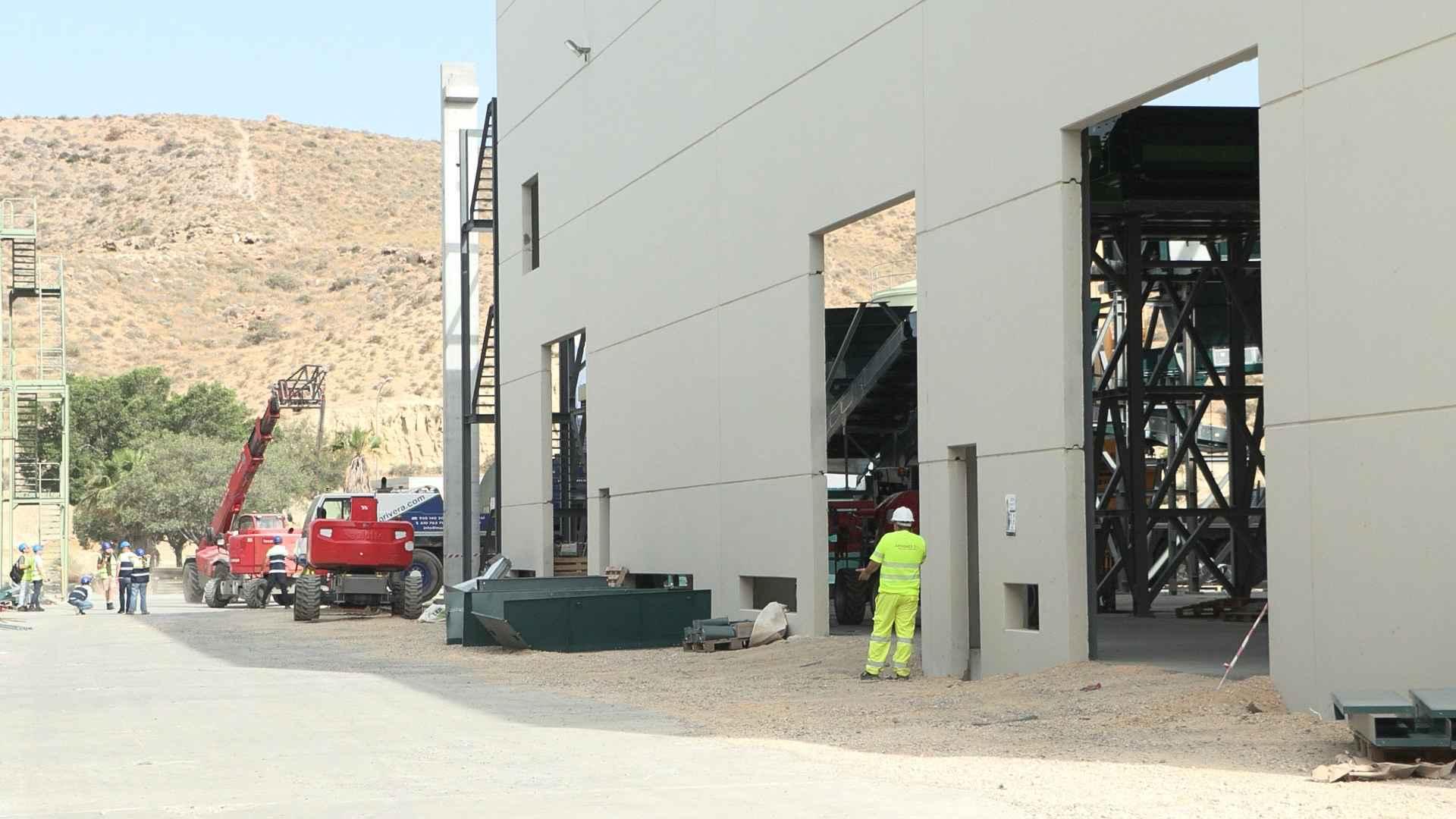 Avances decisivos en la nueva planta de reciclaje de Almería para impulsar la economía circular y la gestión de residuos