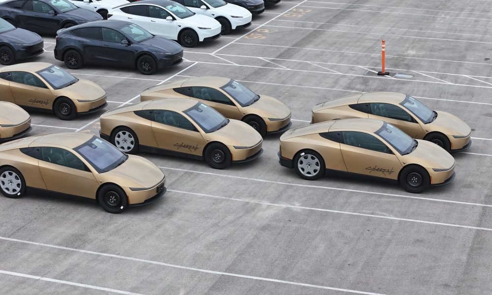Tesla envoie son signal le plus fort sur le lancement imminent du Cybercab électrique autonome