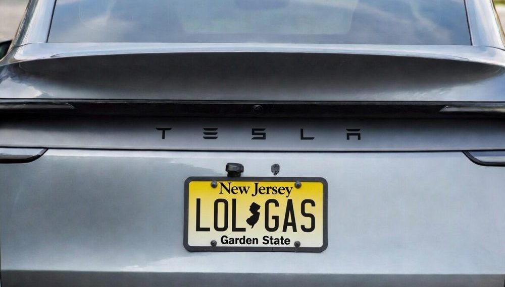 Tesla alerte les propriétaires du New Jersey face à un projet de loi menaçant les Robotaxi - plare. Tesla appelle les propriétaires du New Jersey à s’opposer à une loi pouvant bloquer le Robotaxi