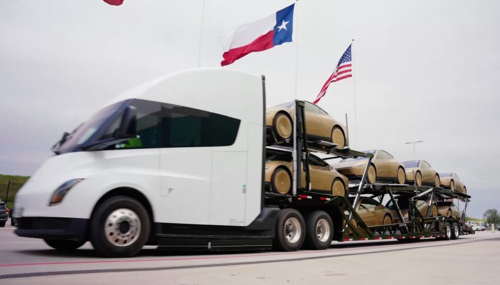 Tesla dévoile un détail majeur du Cybercab dans son guide pour les premiers secours, un atout clé pour la sécurité autonome