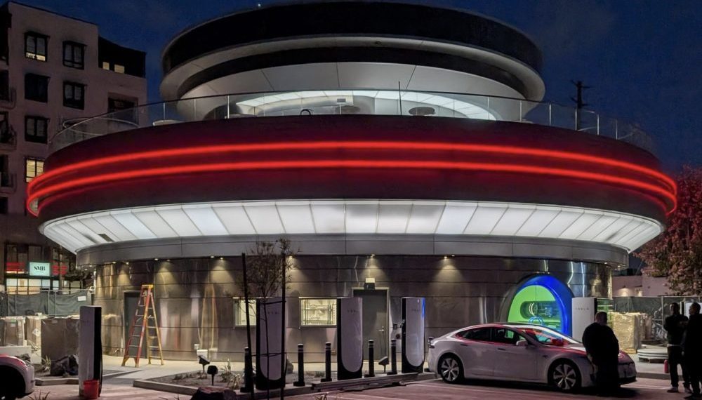 Tesla mise sur la gamification avec la Supercharge gratuite en jeu