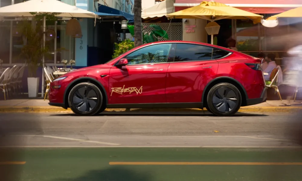 Tesla Robotaxi : Elon Musk explique les raisons d’un déploiement plus lent que prévu