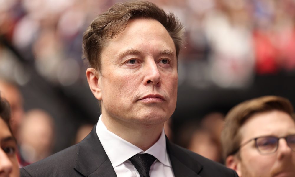 Elon Musk acquiert discrètement une entreprise énergétique à 872 M€ pour alimenter l’avenir de l’IA