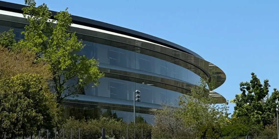 Apple loue un immeuble de bureaux de 11 700 m² à Sunnyvale pour renforcer sa présence tech - plare. Apple rachète la startup d’observabilité SigScalr et renforce sa stratégie cloud