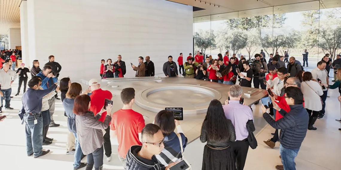 Apple Park Visitor Center partiellement fermé pour moderniser l’Apple Store - plare. Apple Park Visitor Center partiellement fermé pour moderniser l’Apple Store
