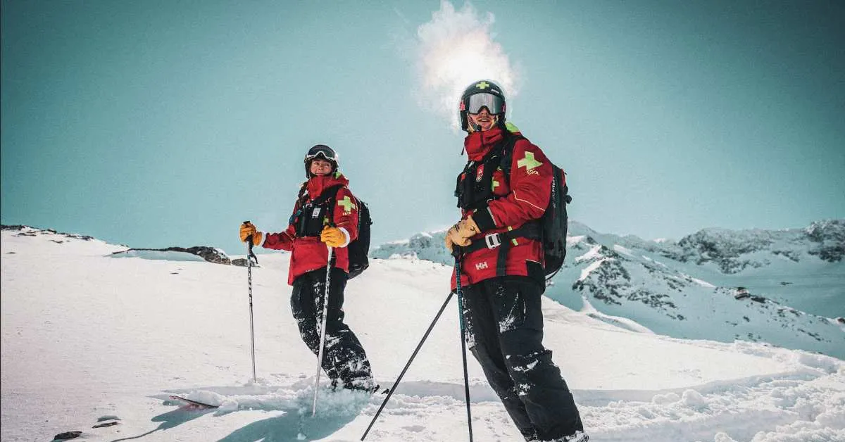 Avalanches dans les Alpes françaises : un drone lancé en 10 secondes pour sauver des vies - plare. Avalanches dans les Alpes françaises : un drone lancé en 10 secondes pour sauver des vies