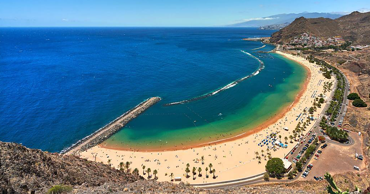 Canaries : quatre drapeaux noirs alertent sur l’impact du tourisme et des rejets côtiers