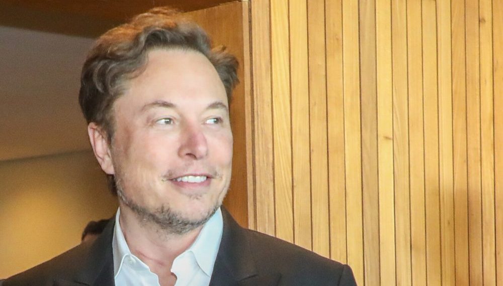 Elon Musk reconnaît s’être trompé sur Anthropic, un aveu fort pour l’IA - plare. Elon Musk reconnaît s’être trompé sur Anthropic, un aveu fort pour l’IA